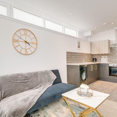 ווייקפילד Town House Apartments מראה חיצוני תמונה