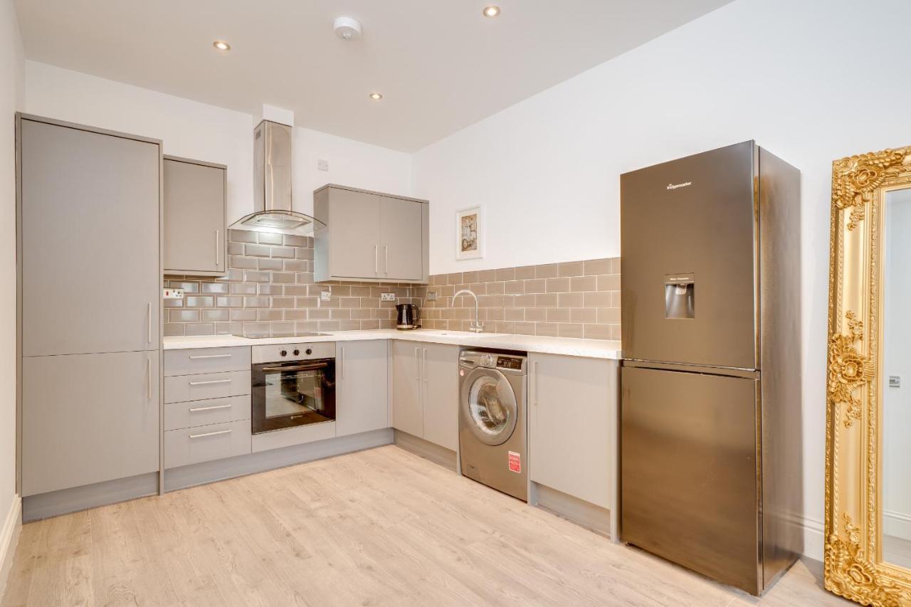 ווייקפילד Town House Apartments מראה חיצוני תמונה