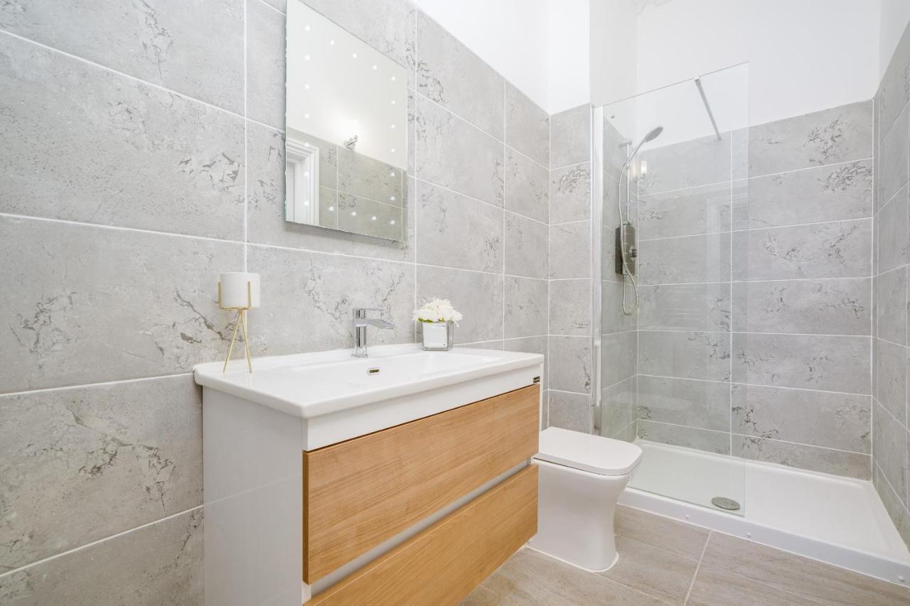 ווייקפילד Town House Apartments מראה חיצוני תמונה